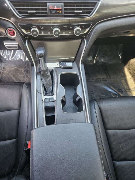 2022 Honda Accord Image 15