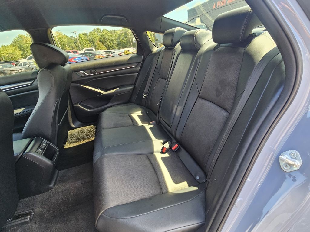 2022 Honda Accord Image 18
