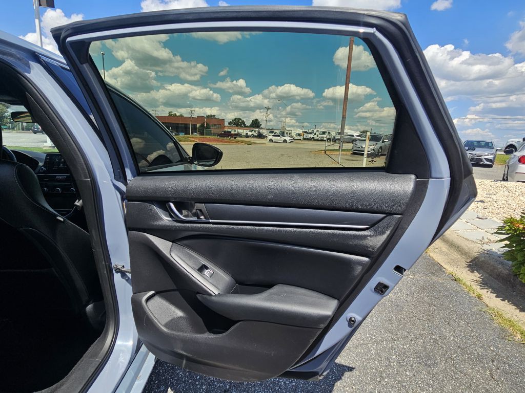 2022 Honda Accord Image 19