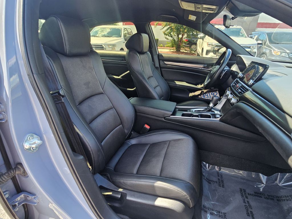 2022 Honda Accord Image 22