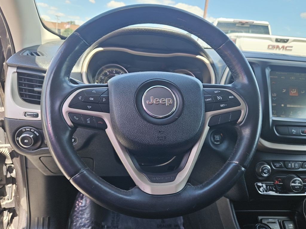 2015 Jeep Cherokee Image 12