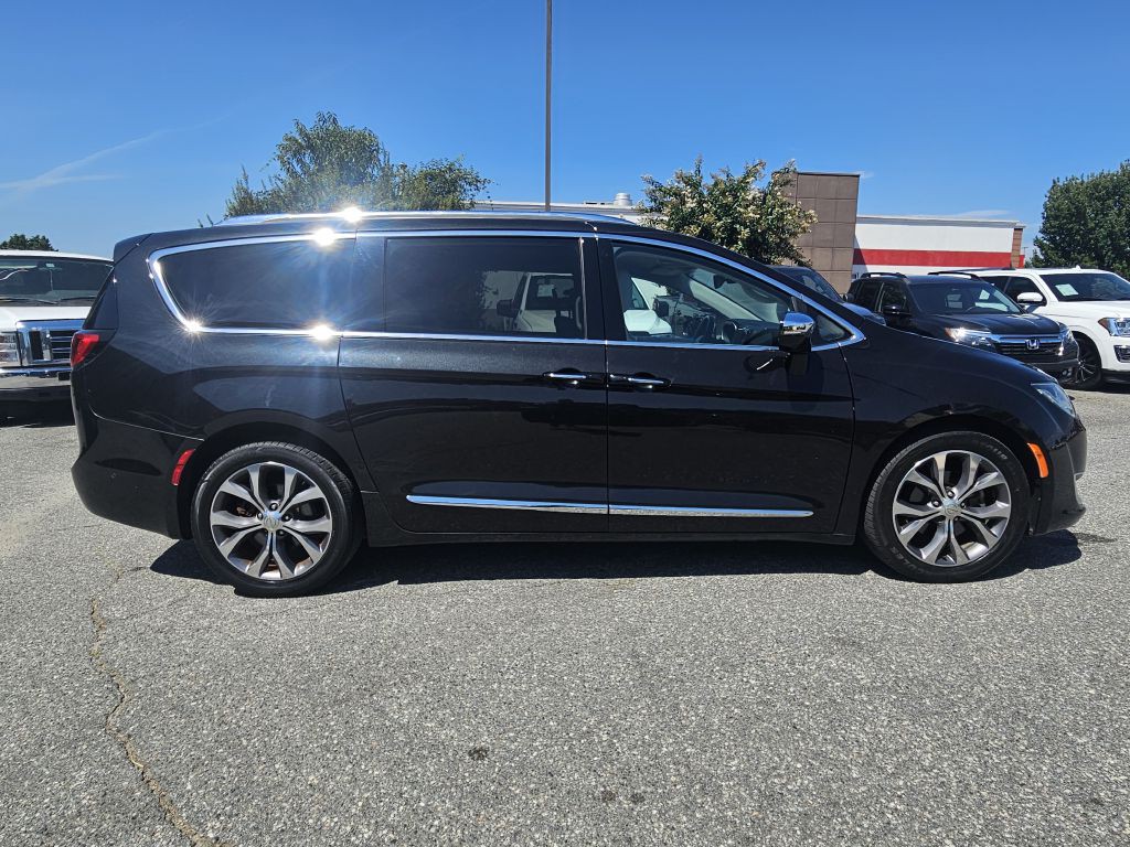 2014 Toyota Sienna Image 6
