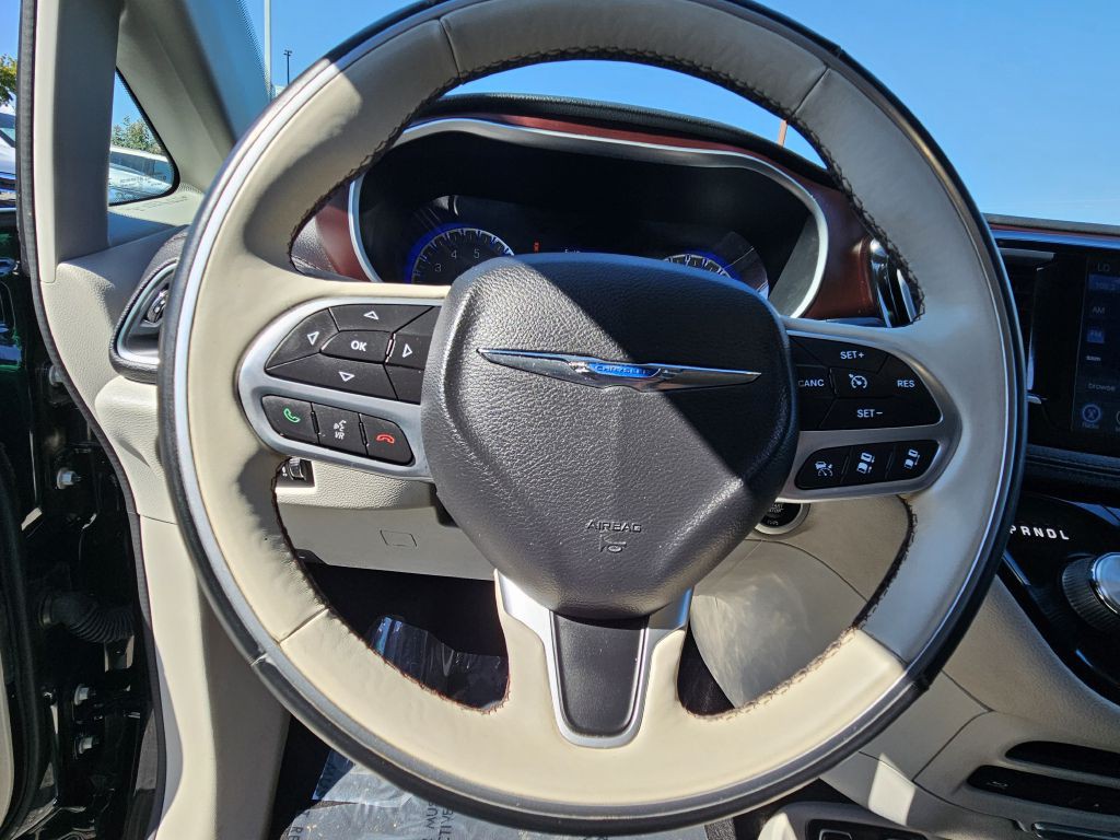 2014 Toyota Sienna Image 13