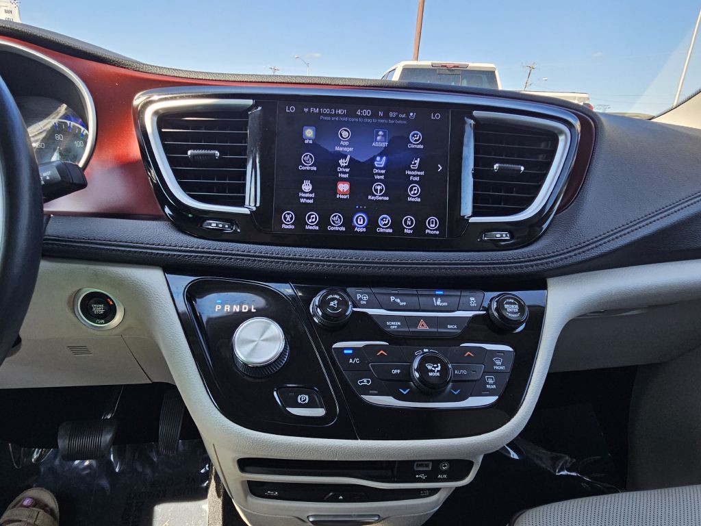 2014 Toyota Sienna Image 15