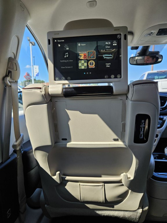 2014 Toyota Sienna Image 20