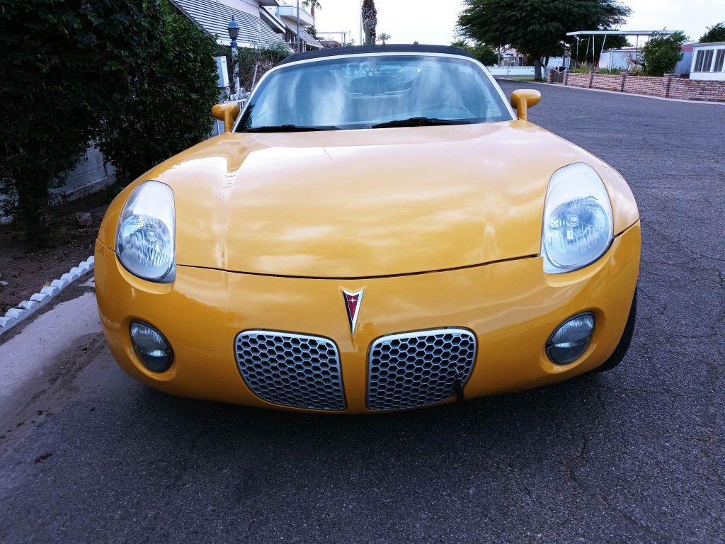 2006 Pontiac Solstice Image 3