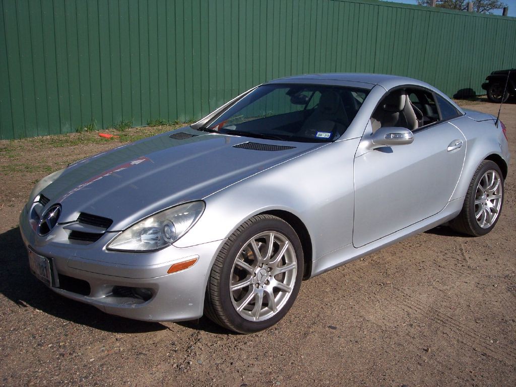 2006 Mercedes-Benz SLK-Class Image 2