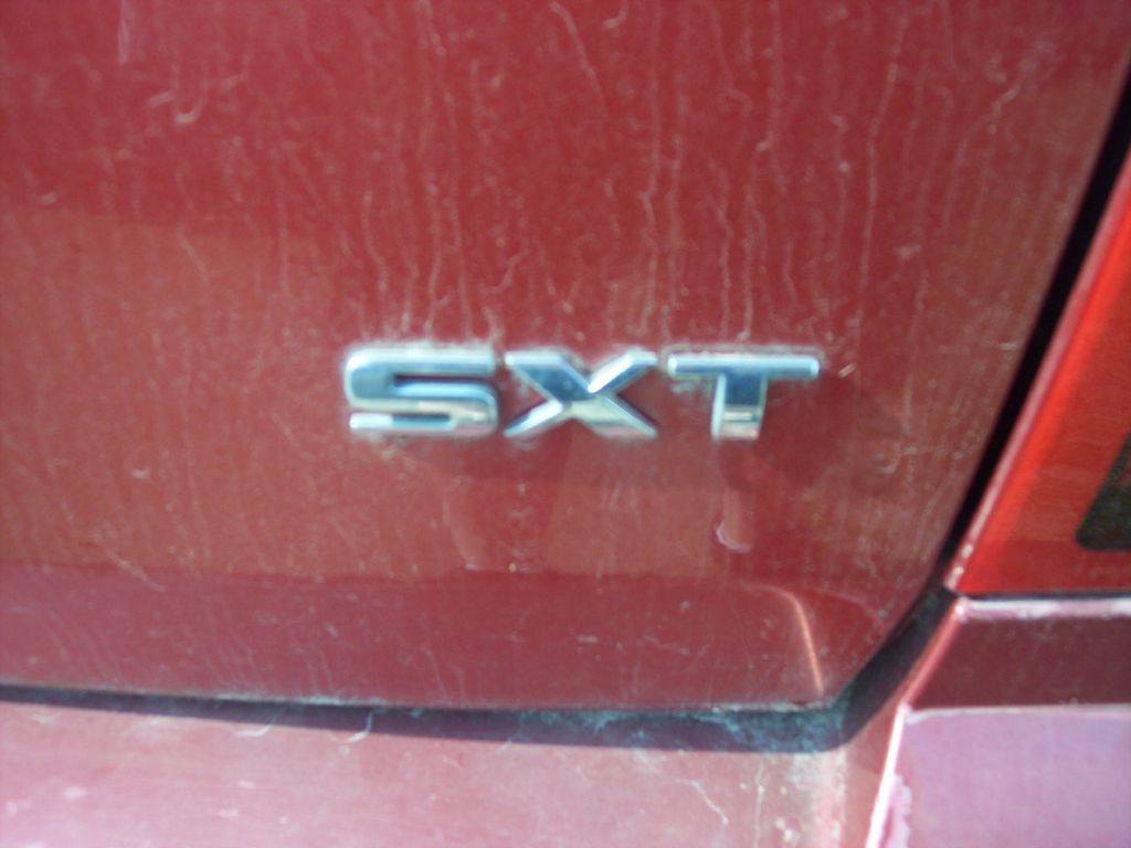 2007 Dodge Magnum Image 3
