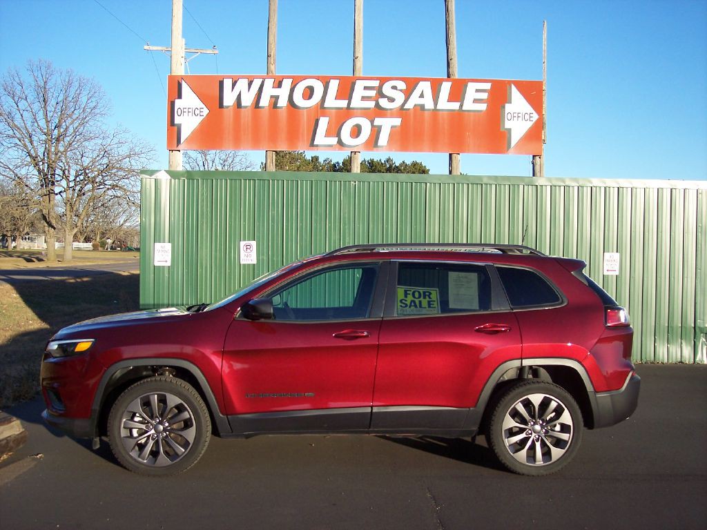 2021 Jeep Cherokee Image 1