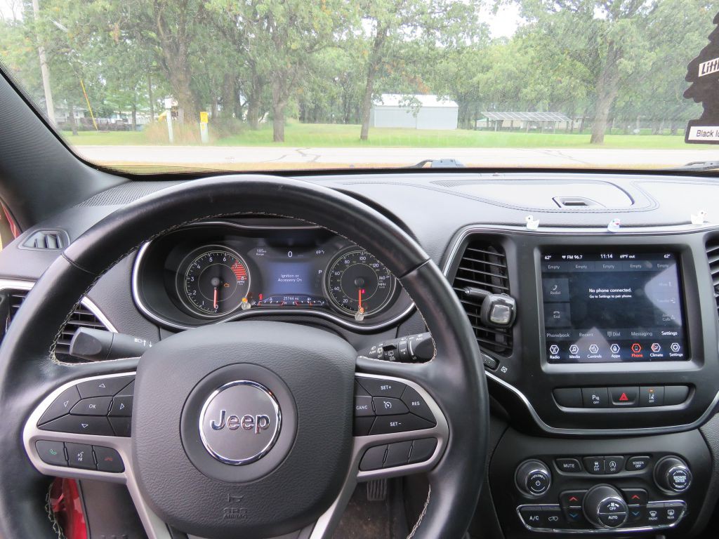 2021 Jeep Cherokee Image 12