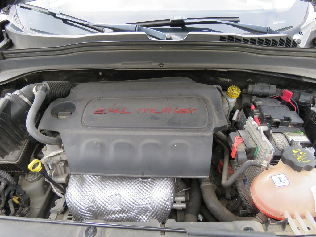 2016 Jeep Renegade Image 10