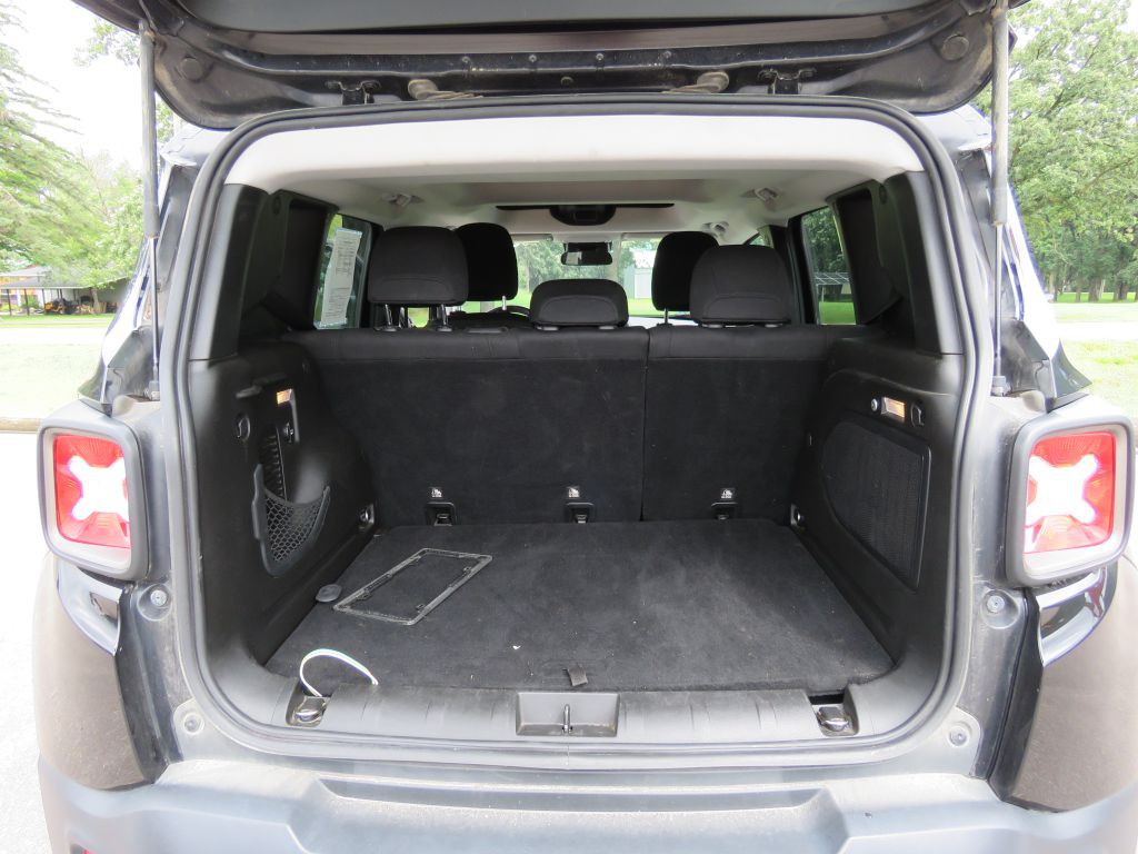 2016 Jeep Renegade Image 19