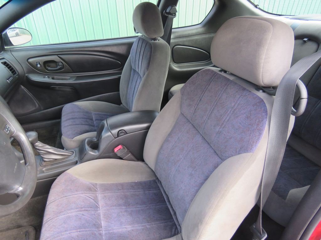 2004 Chevrolet Monte Carlo Image 9