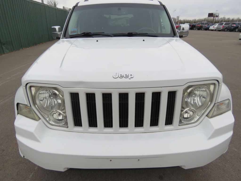 2012 Jeep Liberty Image 3