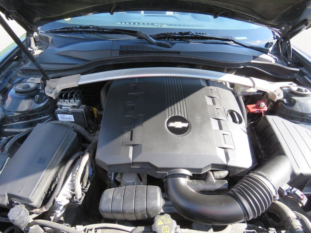 2013 Chevrolet Camaro Image 13