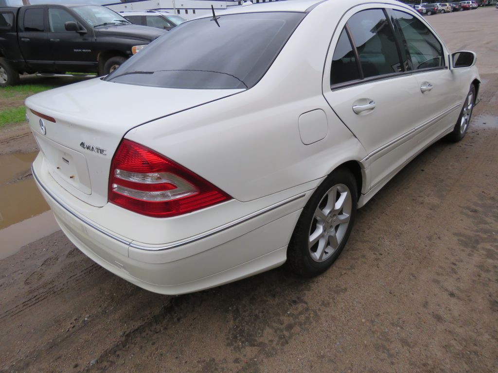 2007 Mercedes-Benz C-Class Image 6