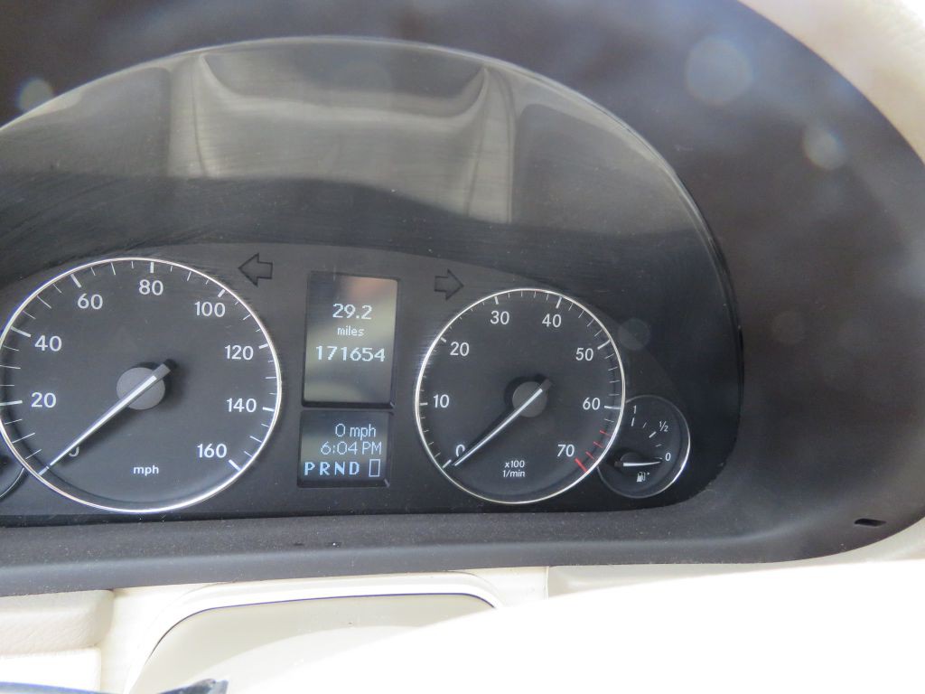 2007 Mercedes-Benz C-Class Image 12