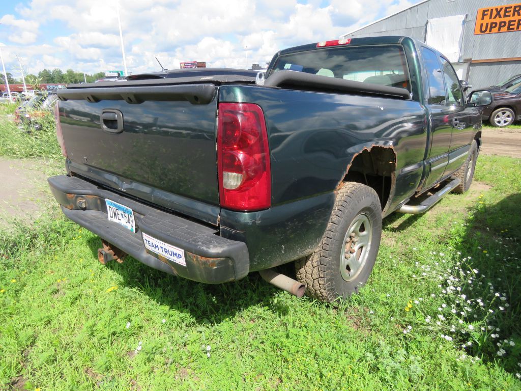 2003 Chevrolet Silverado 1500 Image 4