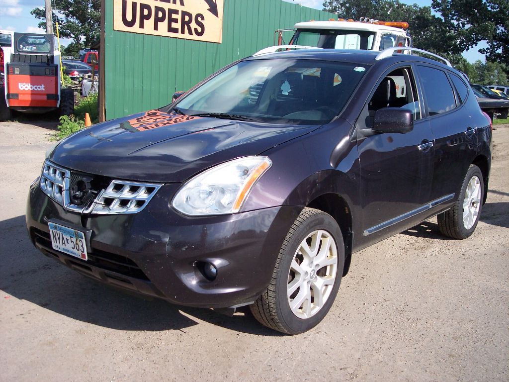 2012 Nissan Rogue Image 1