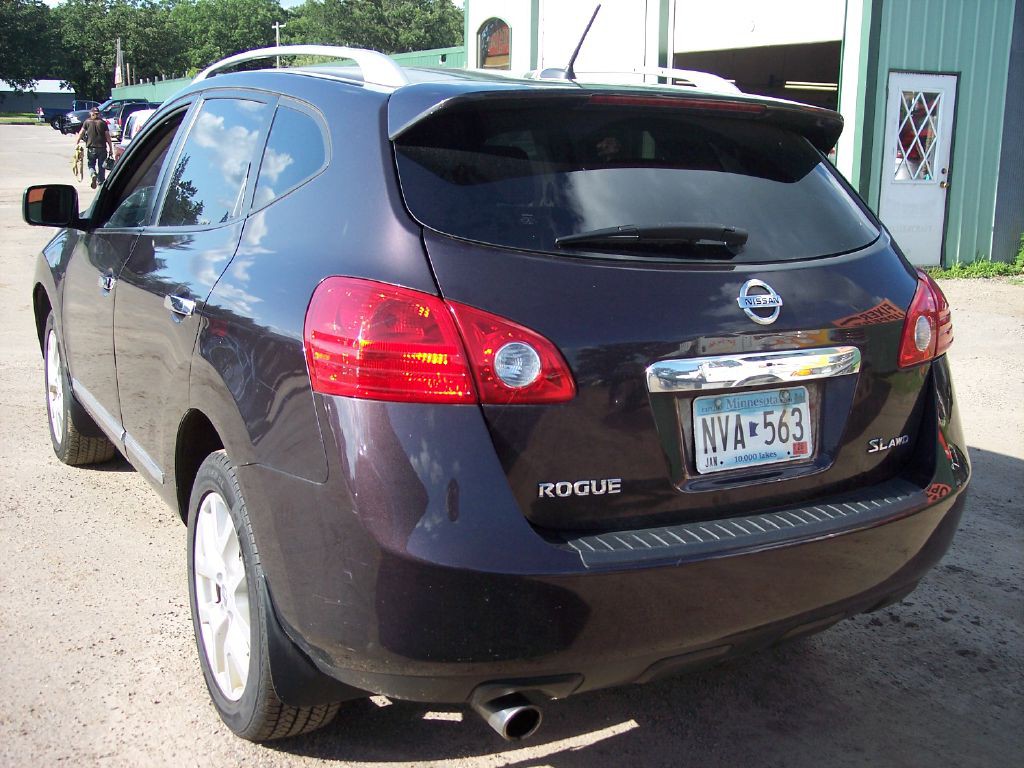 2012 Nissan Rogue Image 2