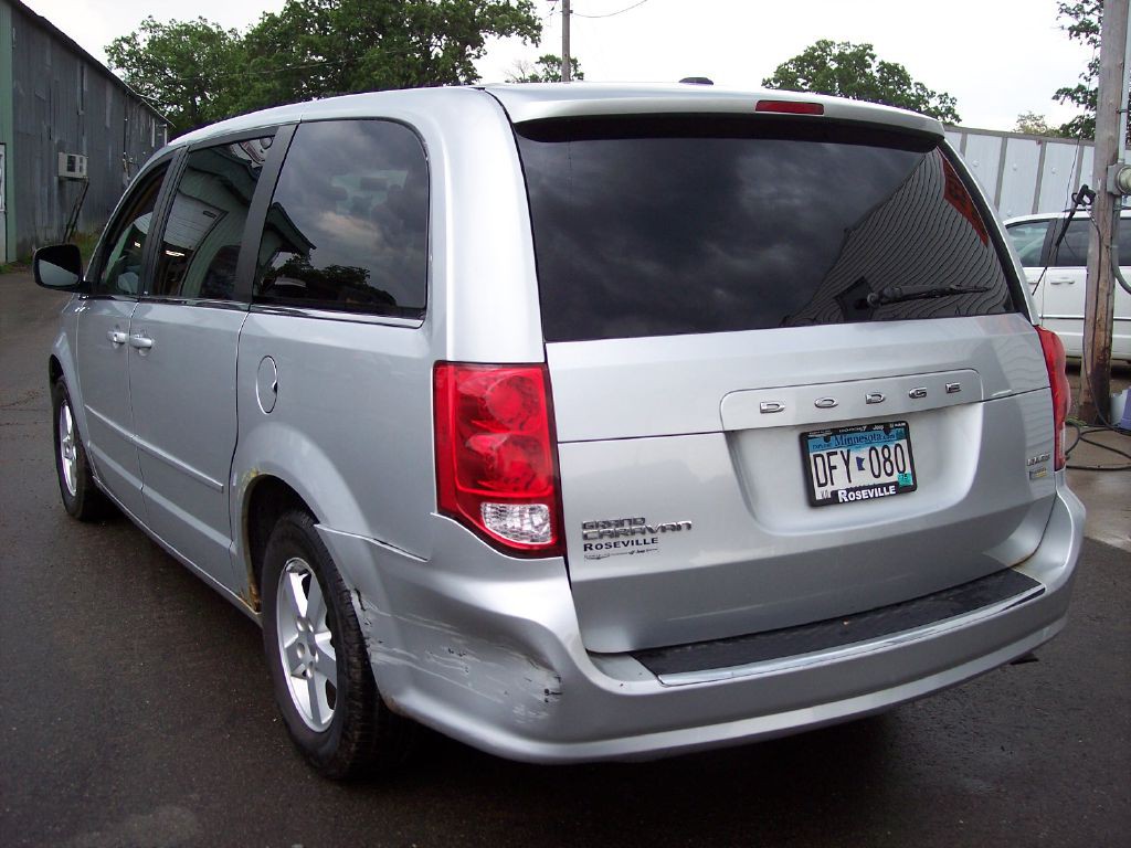 2012 Dodge Grand Caravan Image 2