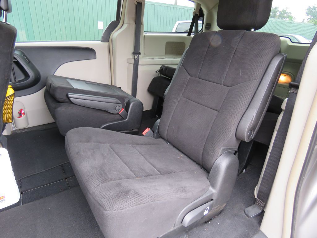 2012 Dodge Grand Caravan Image 11