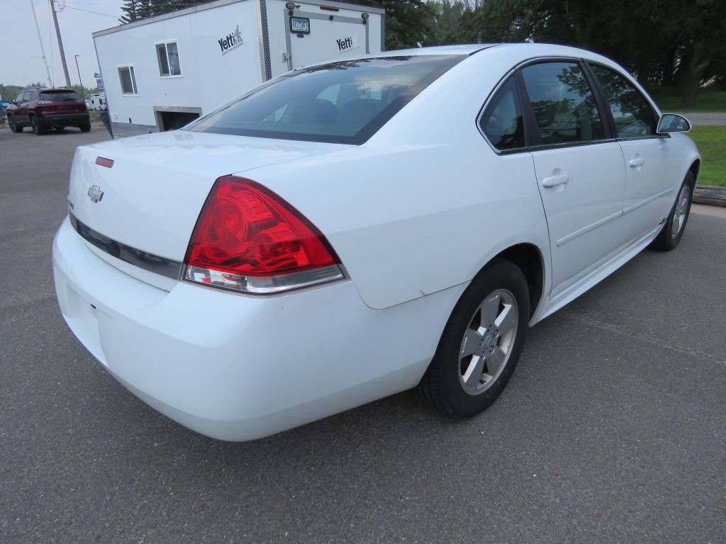 2011 Chevrolet Impala Image 6