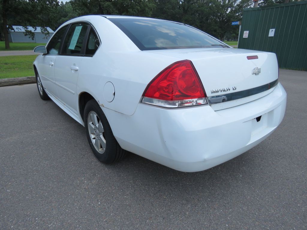 2011 Chevrolet Impala Image 8