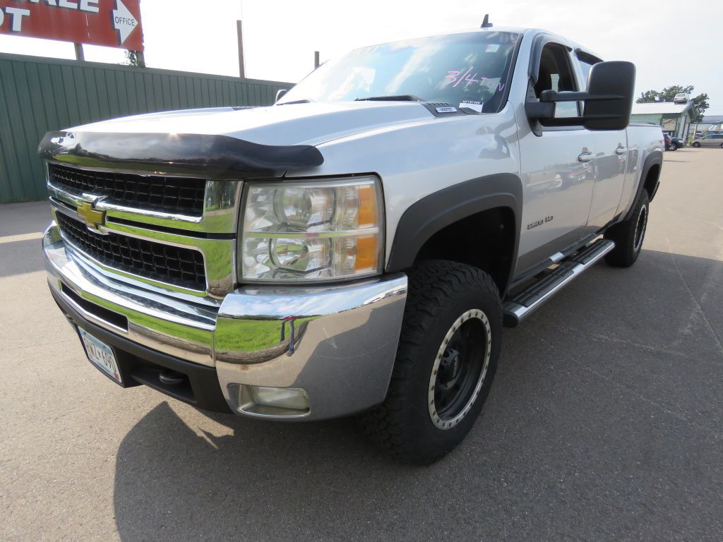 2010 Chevrolet Silverado 1500 Image 2
