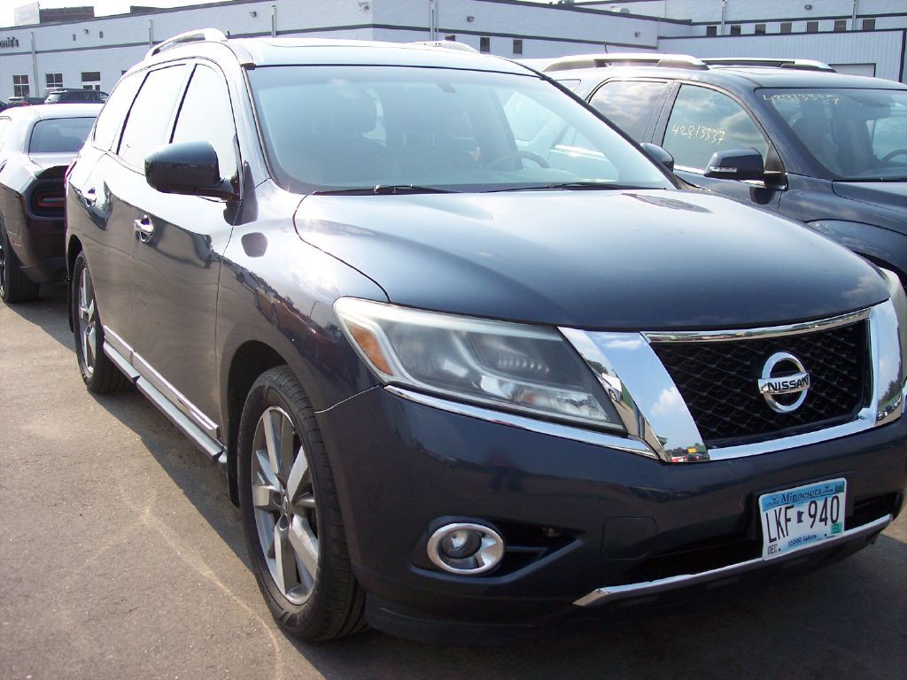 2015 Nissan Pathfinder Image 4