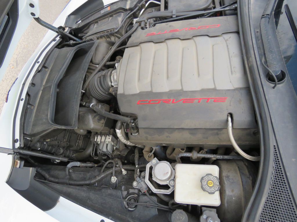 2016 Chevrolet Corvette Image 14