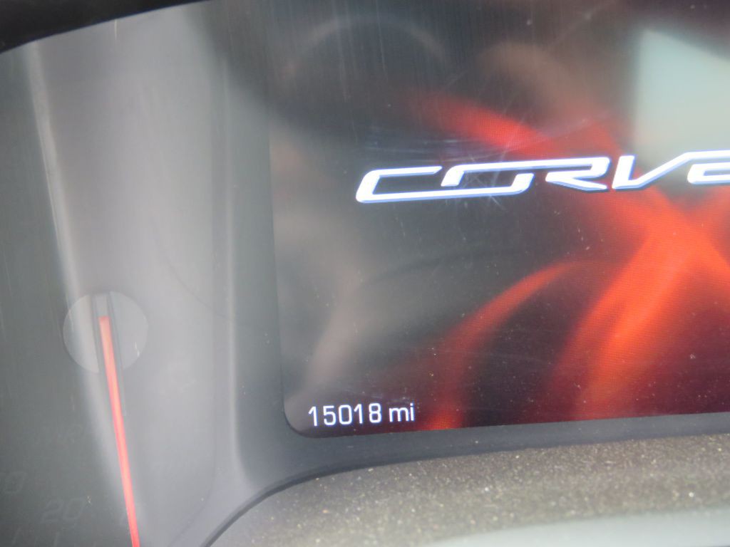 2016 Chevrolet Corvette Image 16