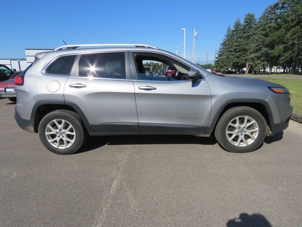 2016 Jeep Cherokee Image 5