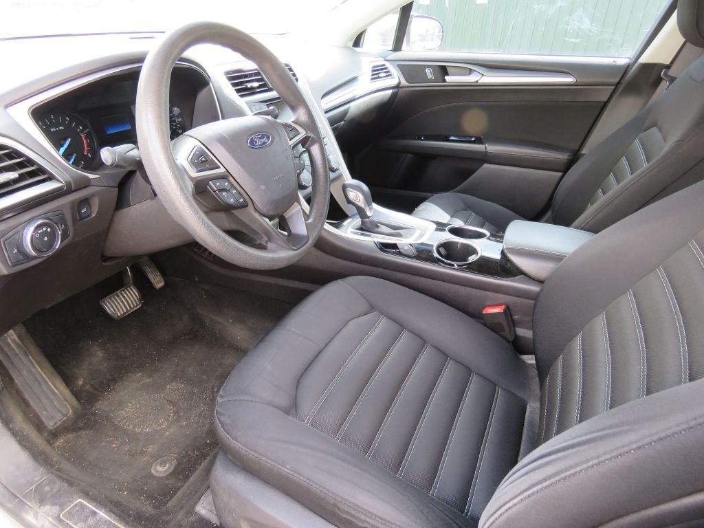 2014 Ford Fusion Image 9