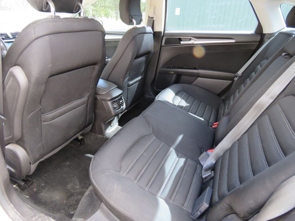 2014 Ford Fusion Image 10