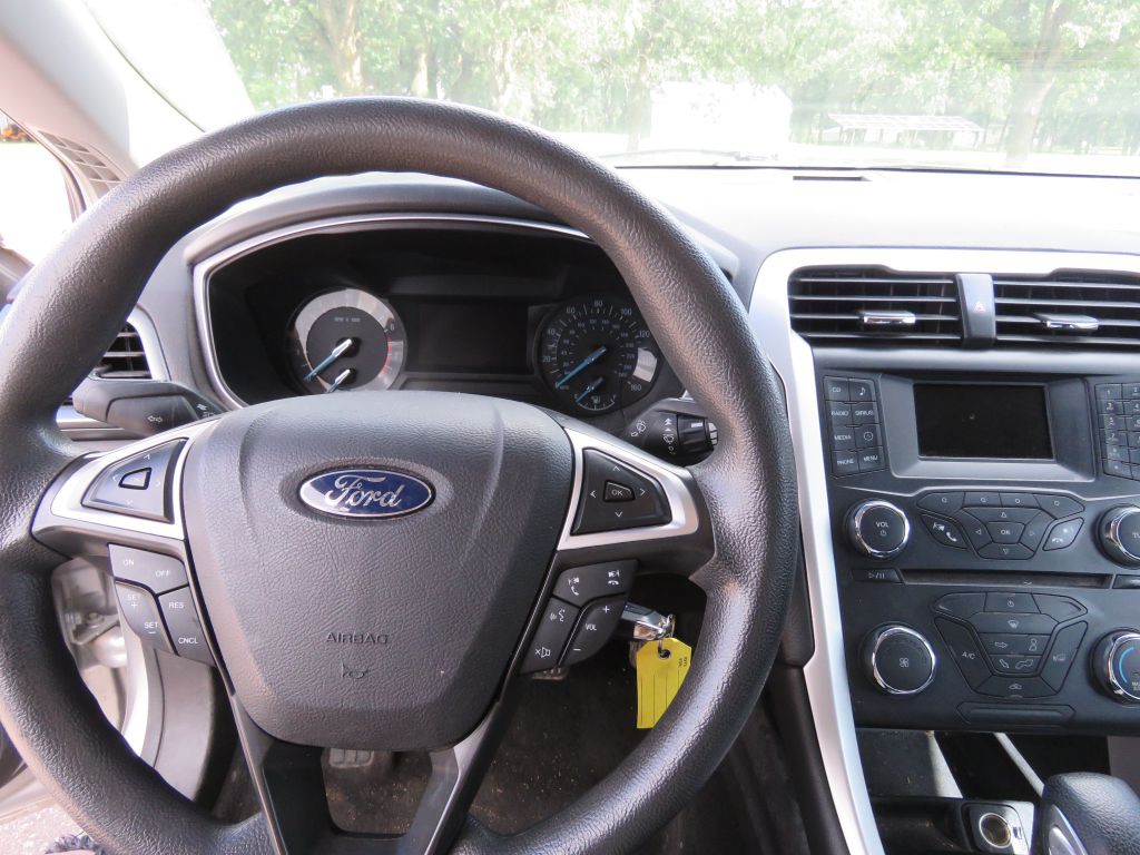 2014 Ford Fusion Image 12