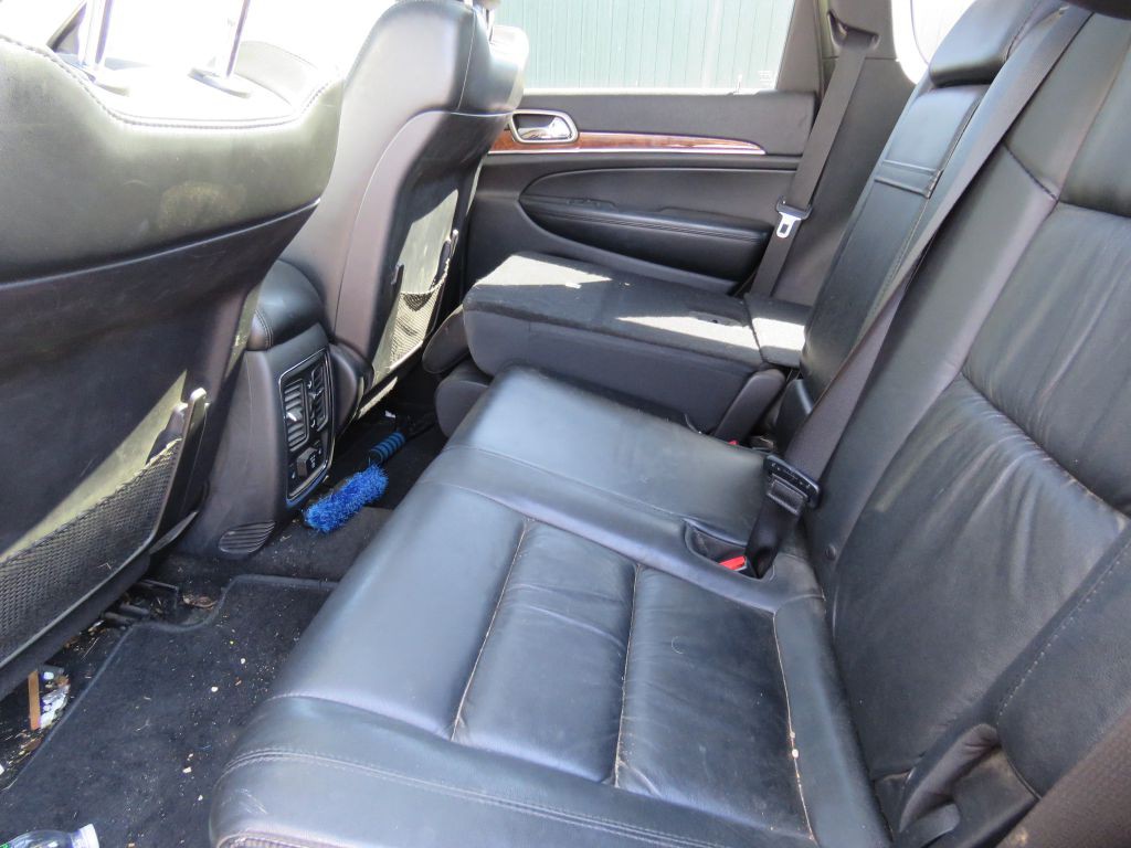 2012 Jeep Grand Cherokee Image 12