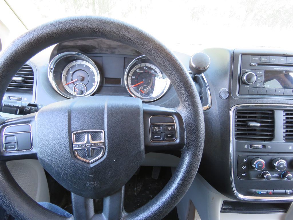 2016 Dodge Grand Caravan Image 12