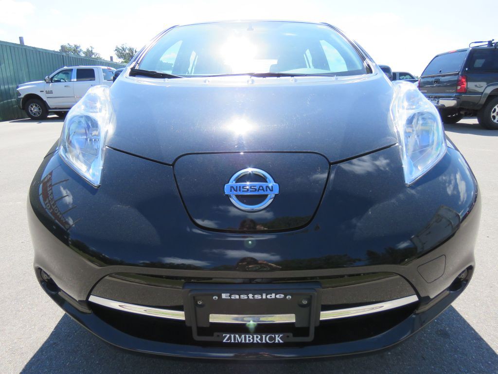 2016 Nissan Leaf Image 3
