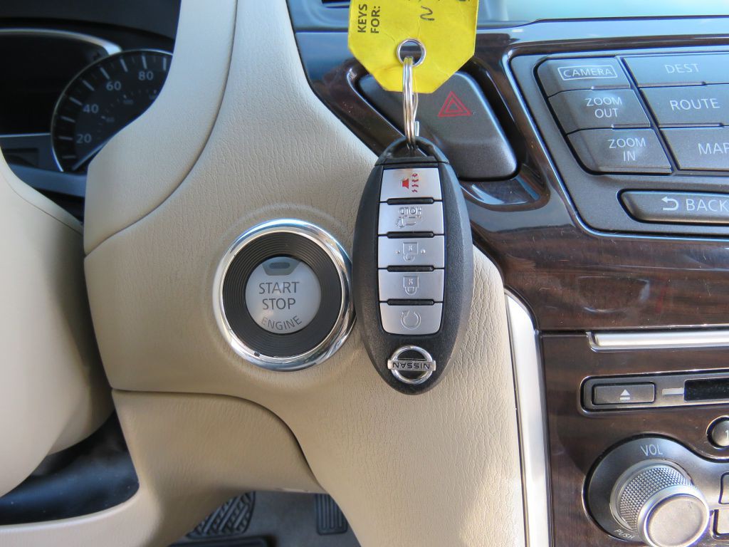 2015 Nissan Pathfinder Image 14