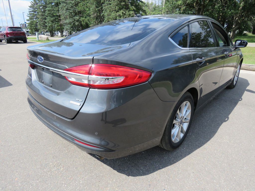 2017 Ford Fusion Image 6