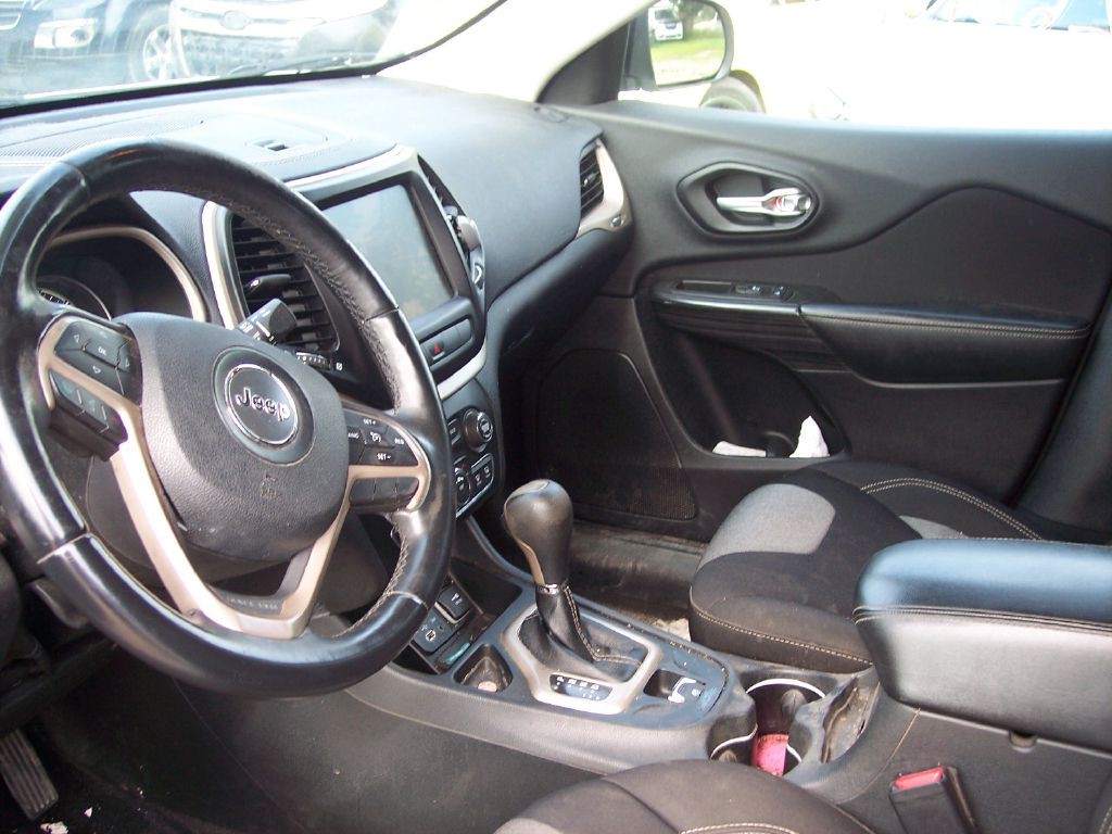 2014 Jeep Cherokee Image 5