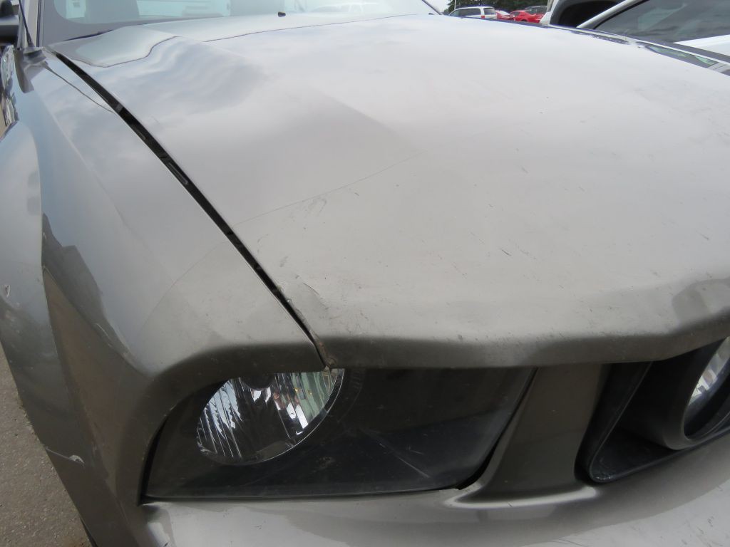 2005 Ford Mustang Image 16