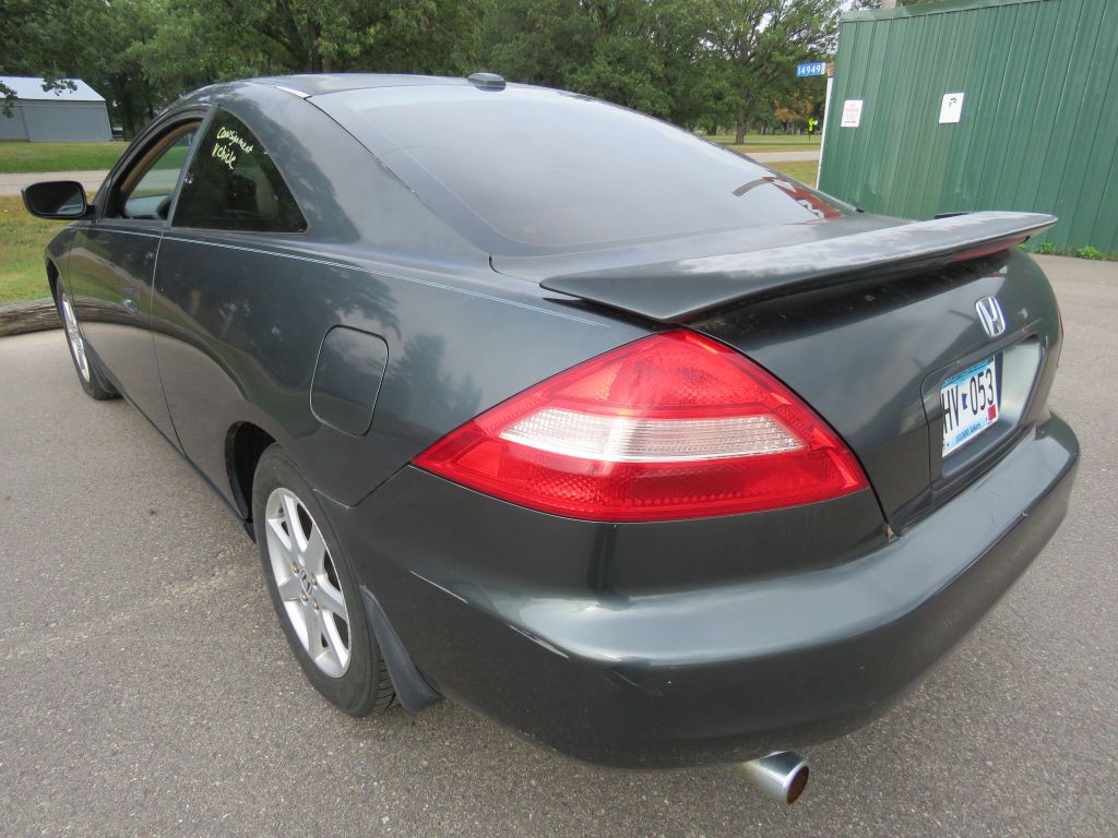 2004 Honda Accord Image 8