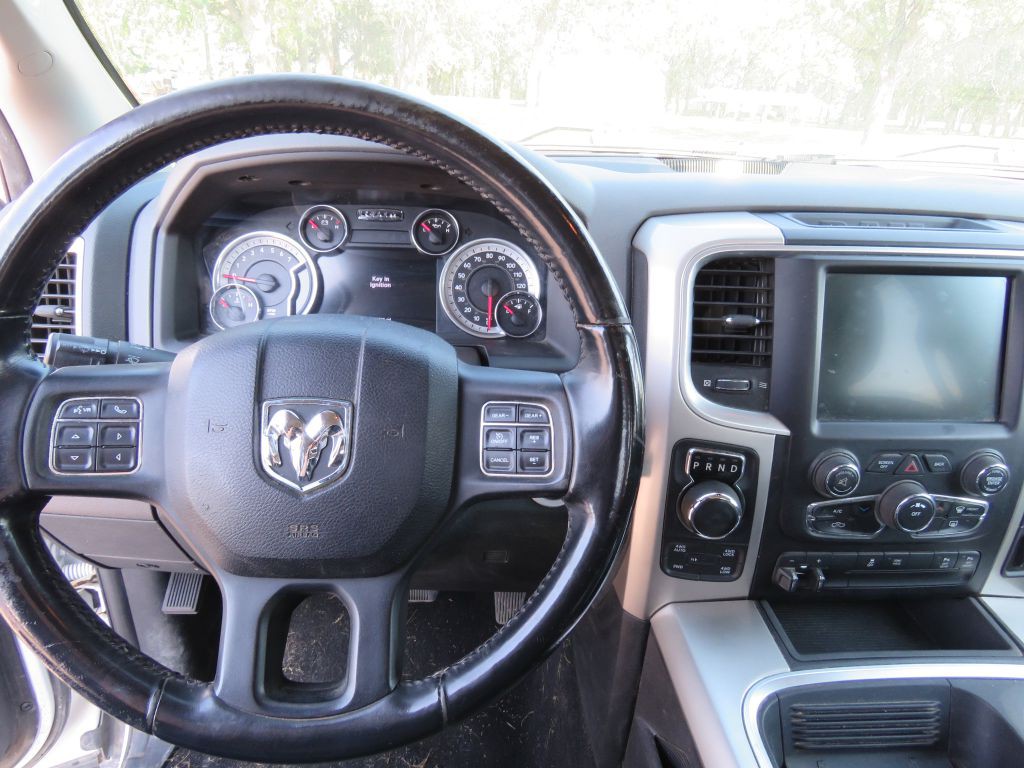 2016 RAM 1500 Image 12