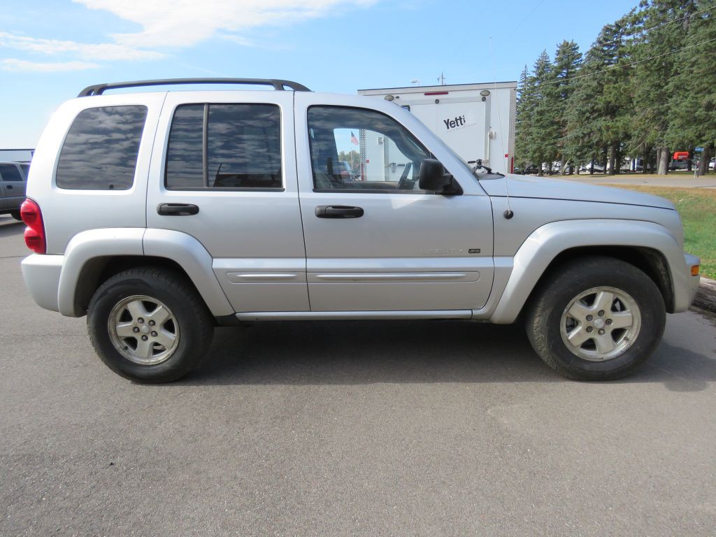 2003 Jeep Liberty Image 5