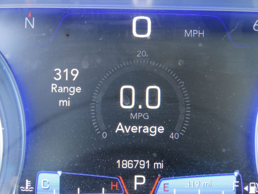 2018 Chrysler 300 Image 15