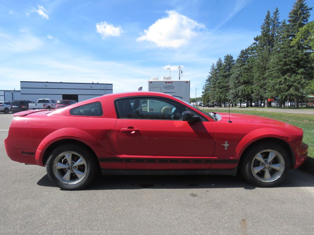 2007 Ford Mustang Image 5