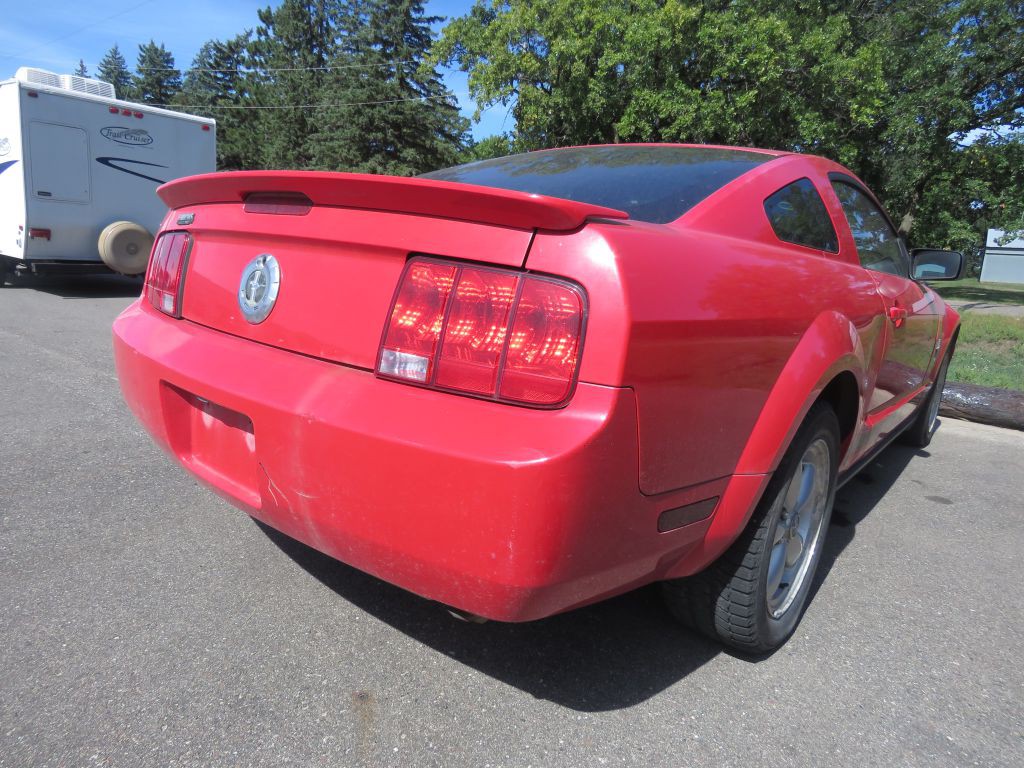 2007 Ford Mustang Image 6