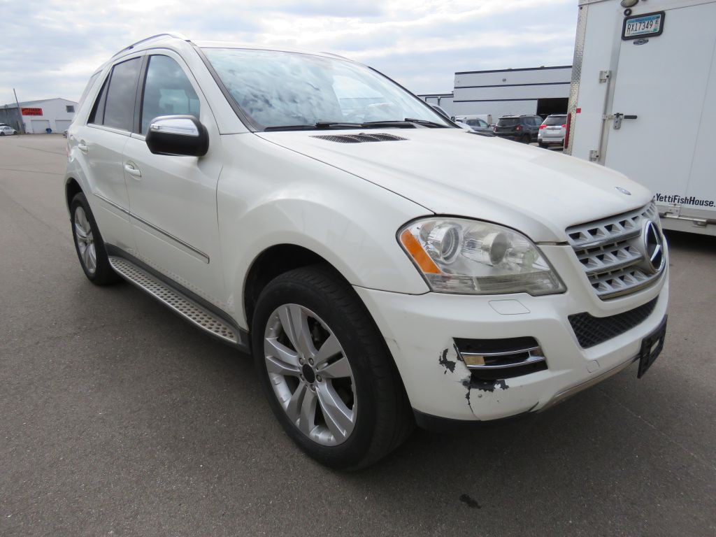 2010 Mercedes-Benz M-Class Image 4